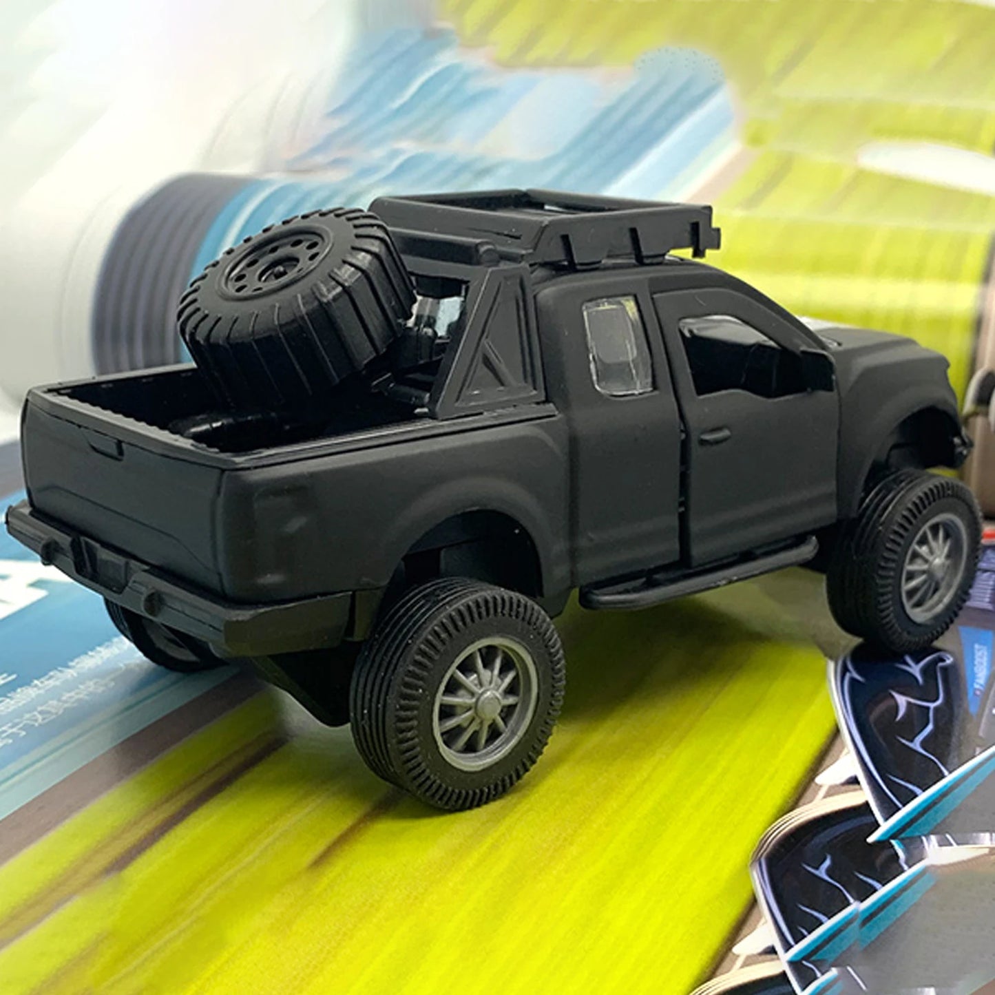1:36 Scale F-150 Alloy Car Model - Spring-Back Action Toy