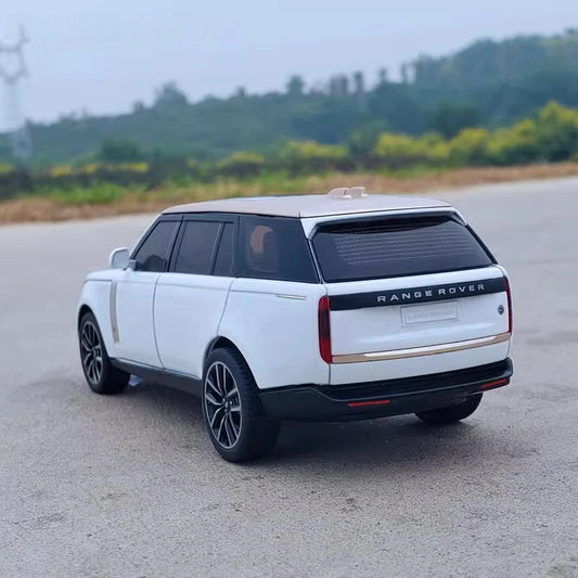 1:32 Land Rover Range Rover SV2022 SUV Diecast Alloy Model