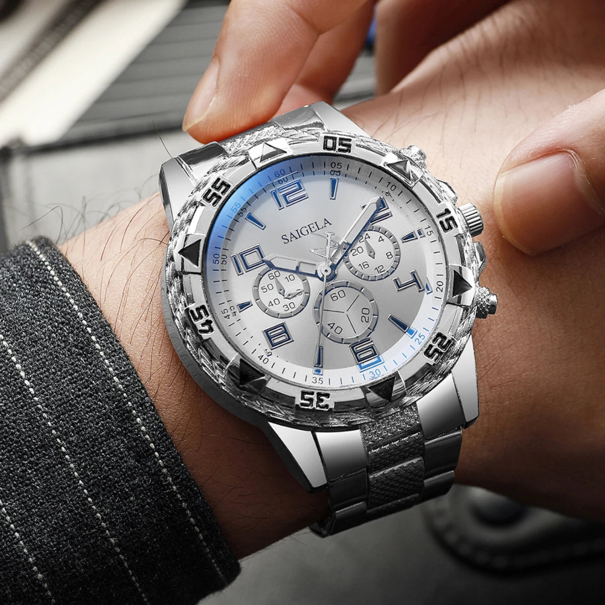 2pcs/set Fashion Steel Band Men's Quartz Watch Male Wristwatches Set (Without Box）