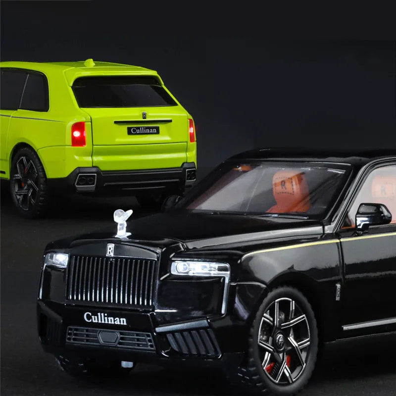 1/24 2025 Rolls Royce SUV Cullinan Alloy Luxury Car Model